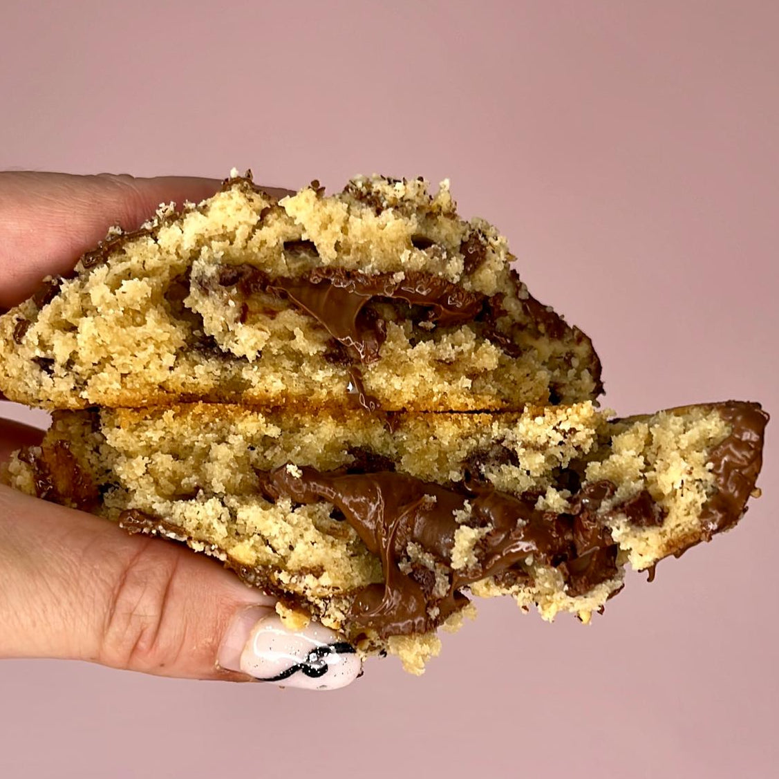 Classic Nutella Cookie